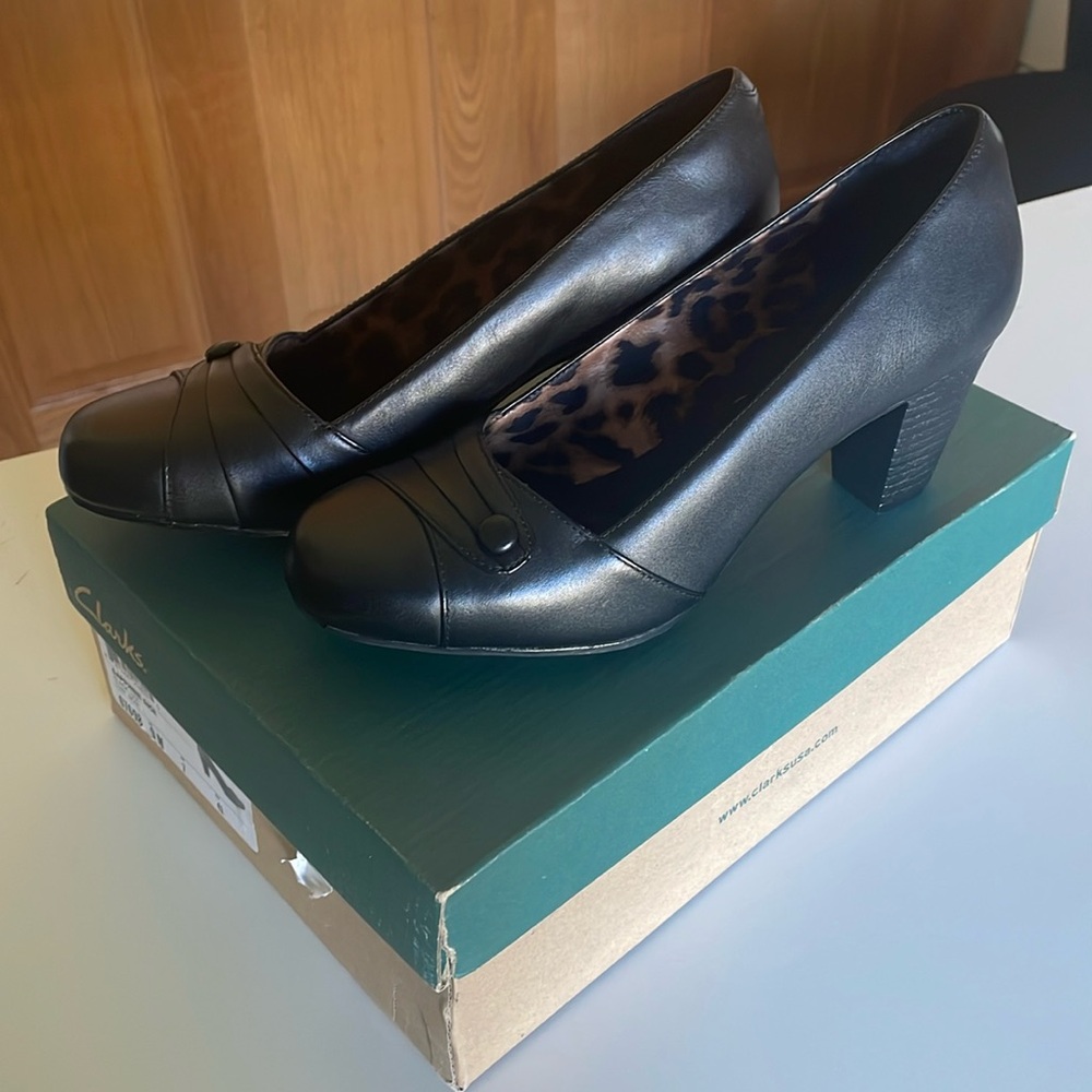 Style name Sapphire Dice size 9M black Brand Clarks in original shoe box